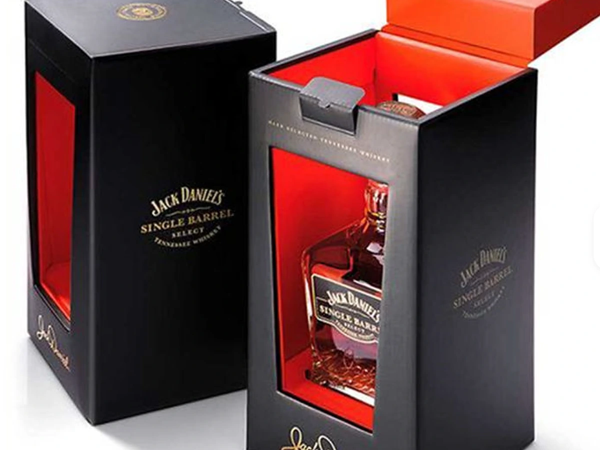 Locking Black Whiskey Box with Red Interior and Display Window